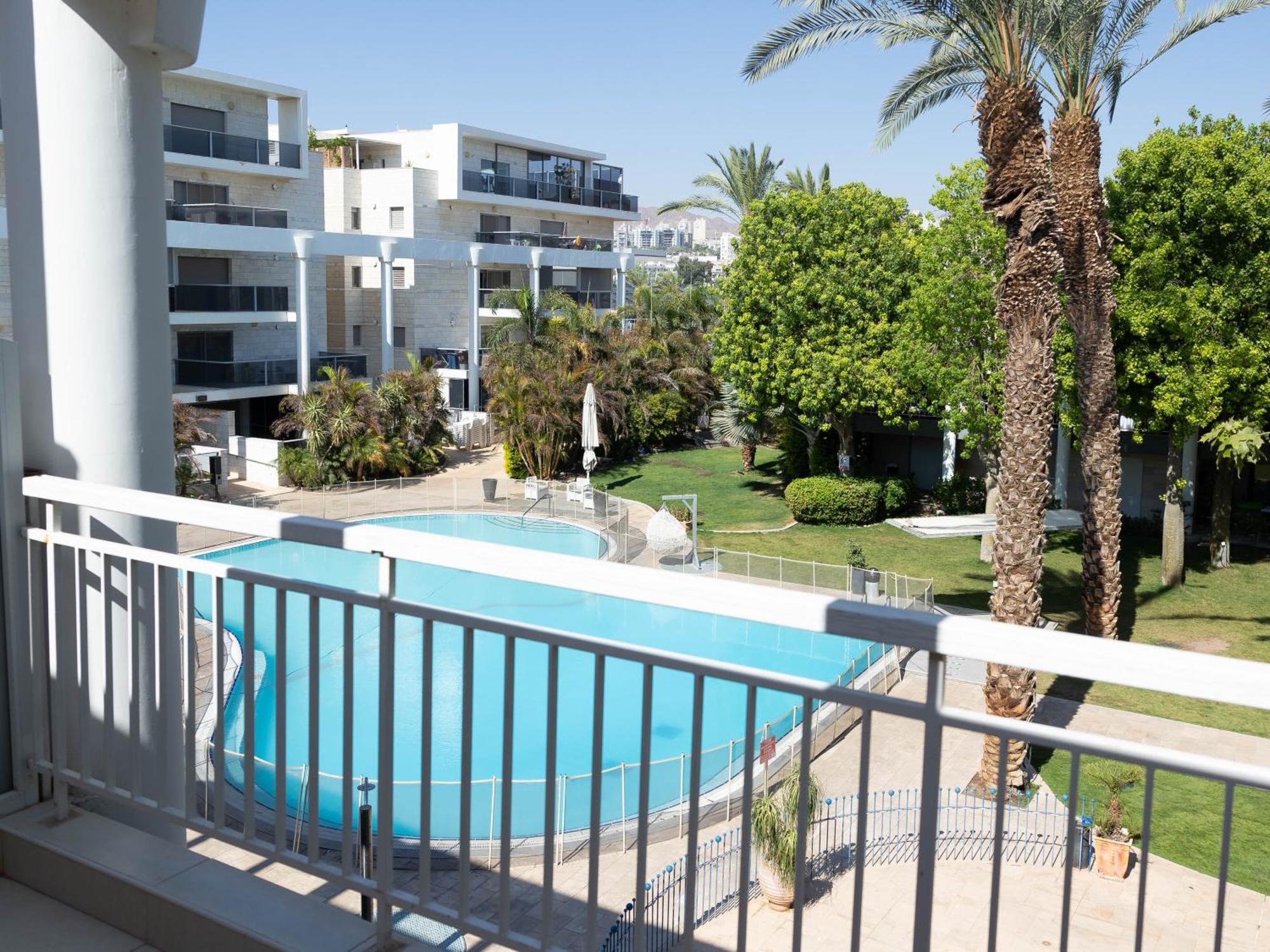 Fisharent Luxury Royal Park